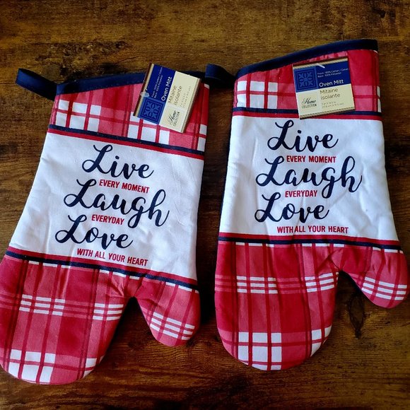 Kitchen Oven Mitts, Red White Blue, Live Laugh Love, Gingham, July 4th decor - Picture 1 of 4